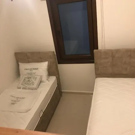 Denize 300m Deniz Manzarali Havuzlu 2+1 Daire Appartamento